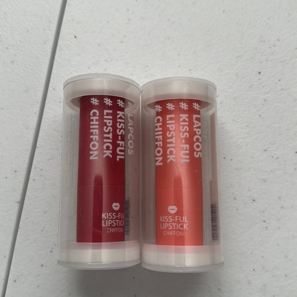 NEW‎ 2 Lapcos Kiss-Full Lipsticks